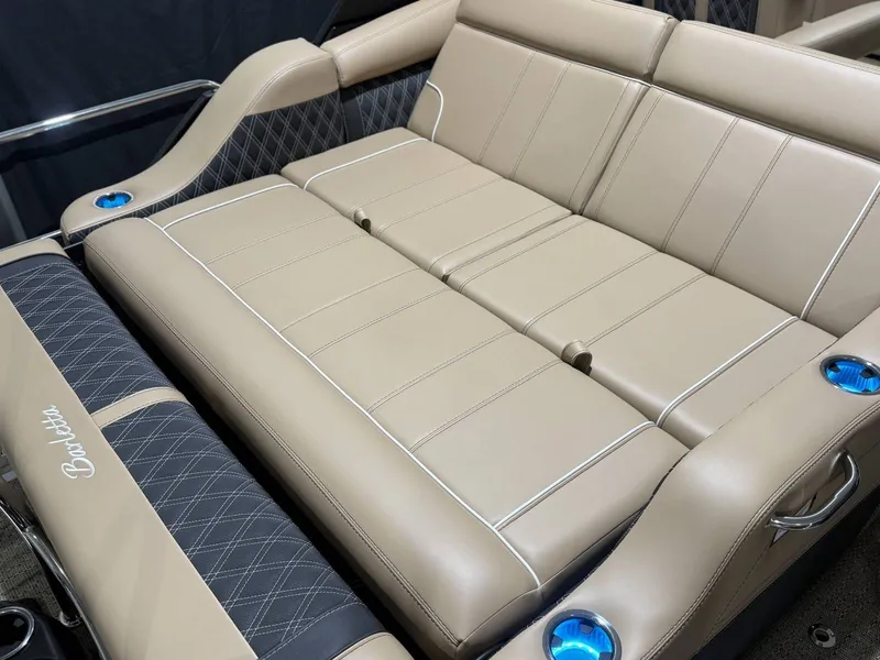 Slide: The Image of Barletta Lusso L25UA 2026 - 43