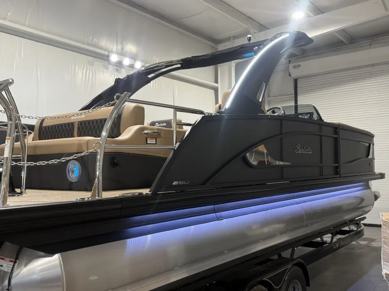 Slide: The Image of Barletta Lusso L25UA 2026 - 53