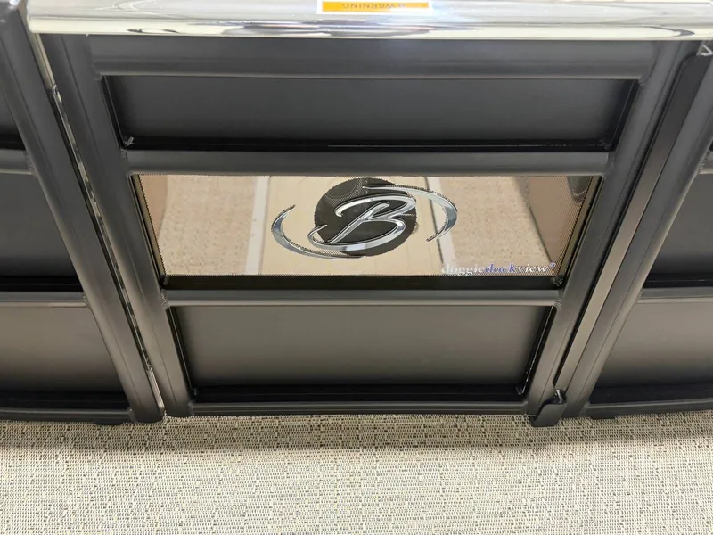 Slide: The Image of Barletta Lusso L25UA 2026 - 6