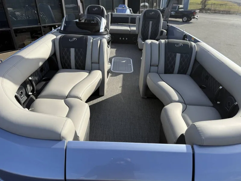 Slide: The Image of Barletta Reserve Leggera Rl26uca 2026 - 16