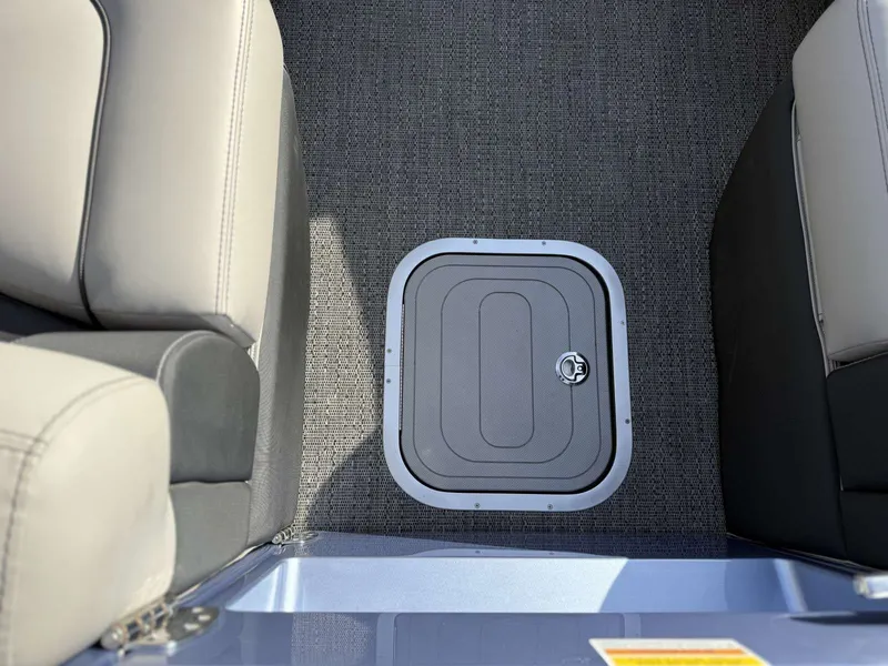 Slide: The Image of Barletta Reserve Leggera Rl26uca 2026 - 17