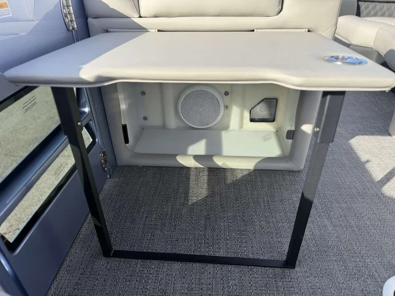 Slide: The Image of Barletta Reserve Leggera Rl26uca 2026 - 21