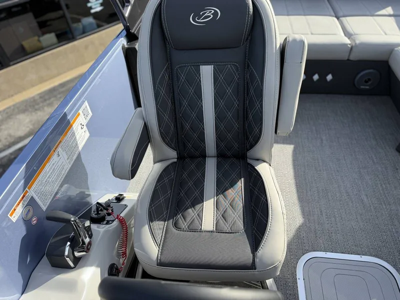 Slide: The Image of Barletta Reserve Leggera Rl26uca 2026 - 23