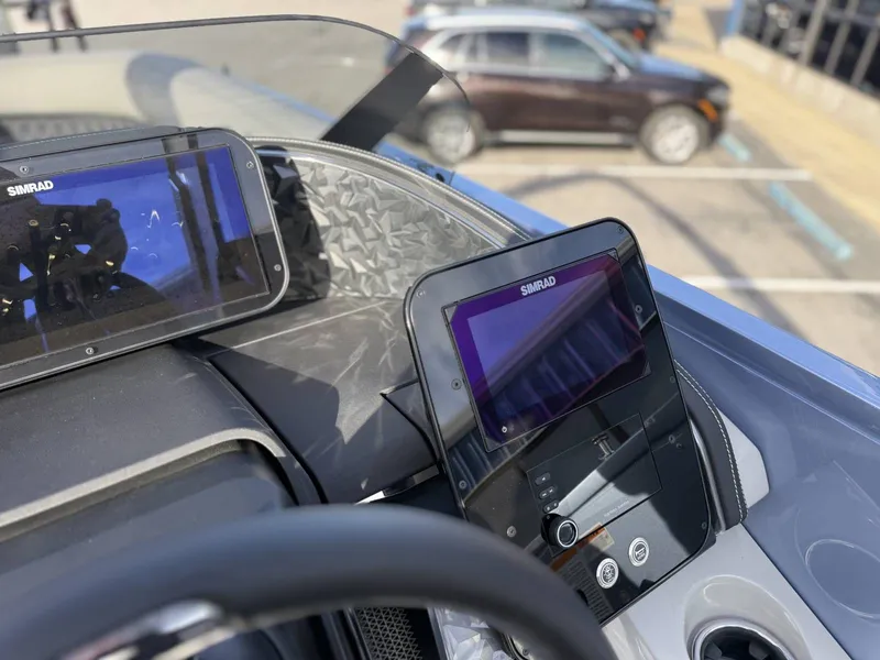 Slide: The Image of Barletta Reserve Leggera Rl26uca 2026 - 28