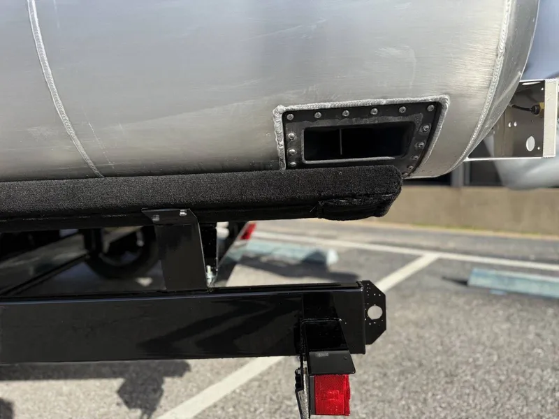 Slide: The Image of Barletta Reserve Leggera Rl26uca 2026 - 49