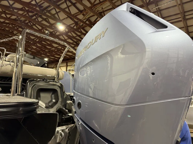 Slide: The Image of Barletta Reserve Leggera Rl26uca 2026 - 5