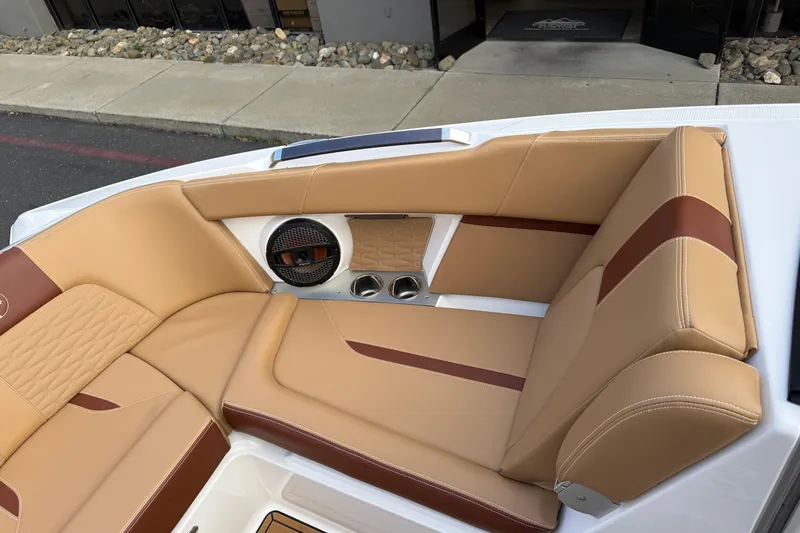 Slide: The Image of Interior of 2025 MasterCraft X24 with luxurious leather seating. - 45