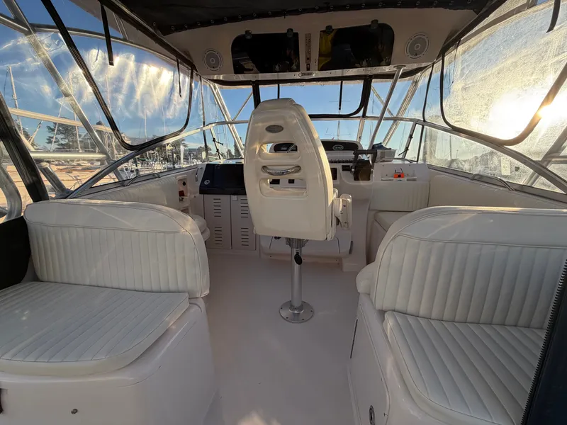 Slide: The Image of Interior of a 2004 Grady-White Express 330 yacht. - 19
