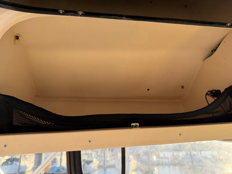 Slide: The Image of Interior of a 2004 Grady-White Express 330 boat. - 40