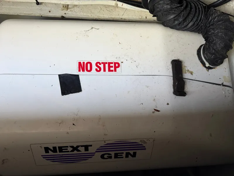 Slide: The Image of Grady-White Express 330 2004 - 69