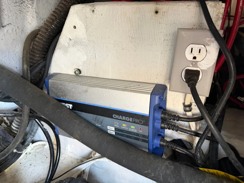 Slide: The Image of Grady-White Express 330 2004 - 71