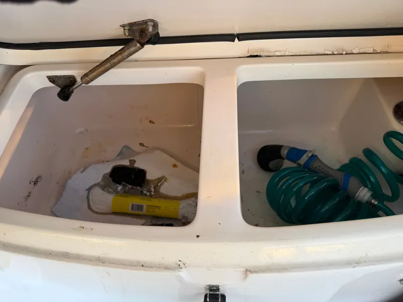 Slide: The Image of Grady-White Express 330 2004 - 72