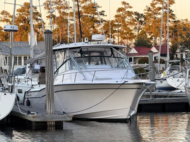 Slide: The Image of Grady-White Express 330 2004 - 76