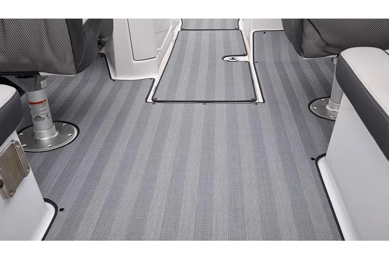 Slide: The Image of Steering wheel and dashboard of 2019 Yamaha Boats 242 Limited S E-Series. - 23