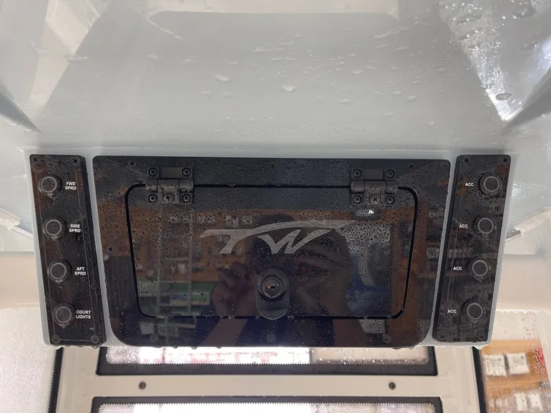 Slide: The Image of Tidewater 220 LXF 2026 - 33