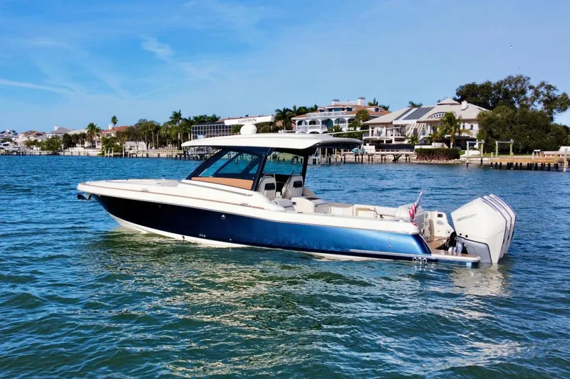 Slide: The Image of Chris-Craft Calypso 35 2021 - 3