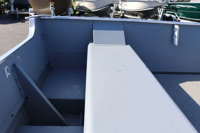 Slide: The Image of Smoker Craft Alaskan 15 DLX 2026 - 6