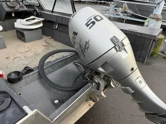 Slide: The Image of Hewescraft River Runner 16 1998 - 2