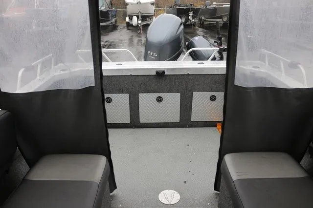 Slide: The Image of Thunder Jet 18 OS 2017 - 11