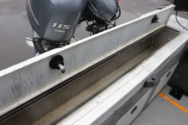 Slide: The Image of Thunder Jet 18 OS 2017 - 12