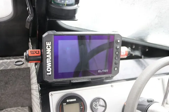 Slide: The Image of Thunder Jet 18 OS 2017 - 16