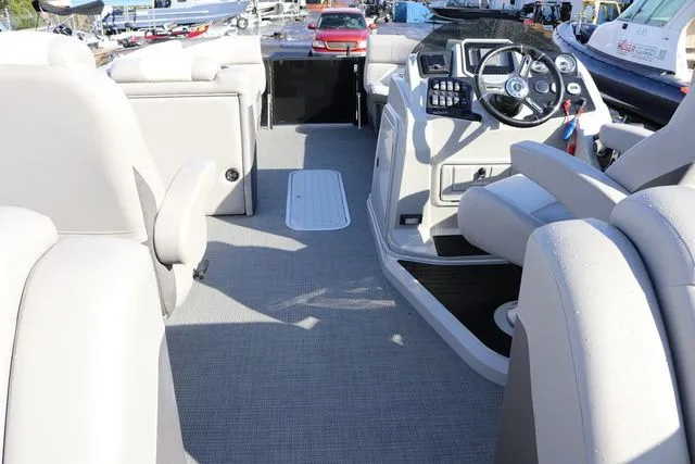 Slide: The Image of SunChaser Eclipse LR DH 25 Demo 2024 - 28