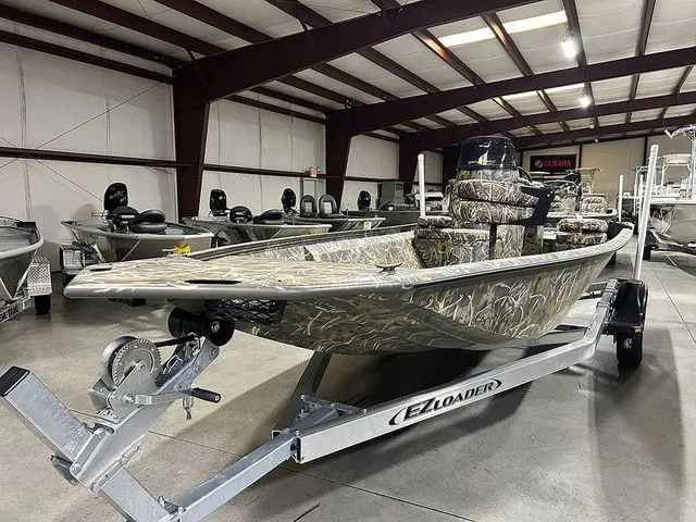 Slide: The Image of War Eagle 961 Blackhawk 2026 - 3