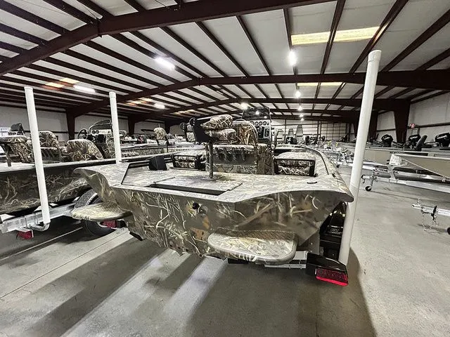 Slide: The Image of War Eagle 961 Blackhawk 2026 - 8