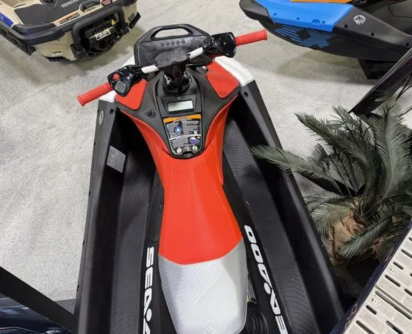 Slide: The Image of Sea-Doo Spark Trixx for 1 2026 - 4