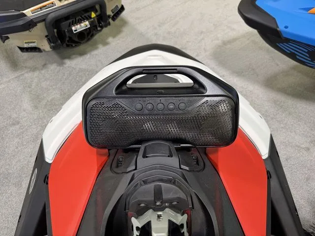 Slide: The Image of Sea-Doo Spark Trixx For 1 Rotax 900 ACE - 90 Ibr A 2026 - 8