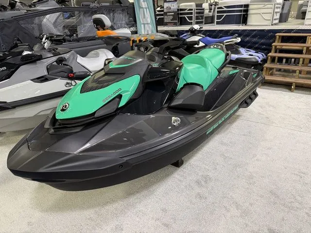 Slide: The Image of Sea-Doo GTI SE 170 2026 - 3