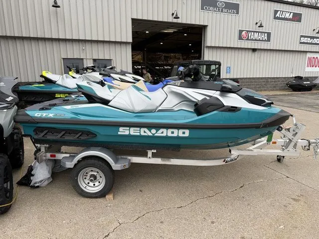 Slide: The Image of Sea-Doo GTX 2026 - 4