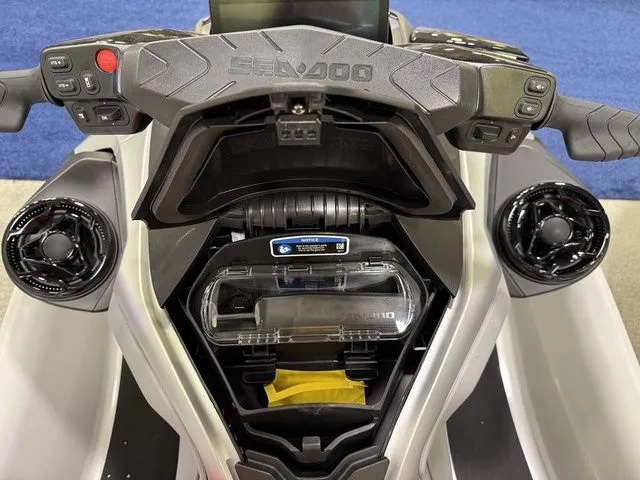 Slide: The Image of Sea-Doo GTX 2026 - 9