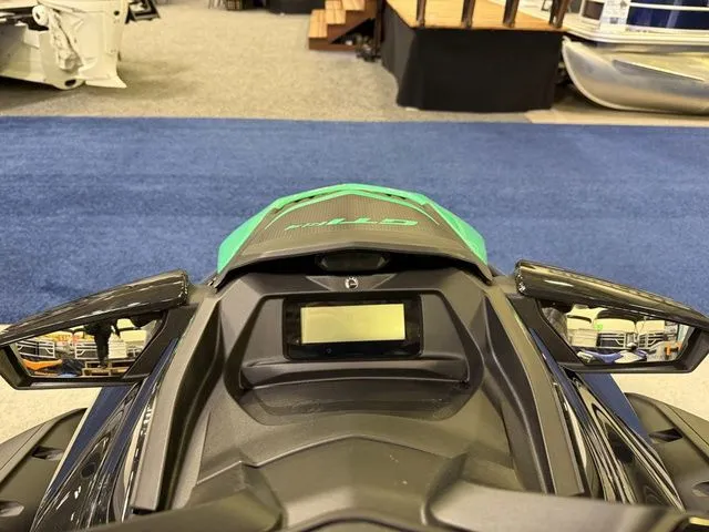 Slide: The Image of Sea-Doo GTI SE 170 2026 - 12