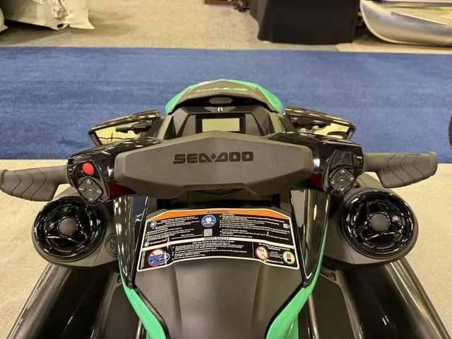 Slide: The Image of Sea-Doo GTI SE 170 2026 - 9