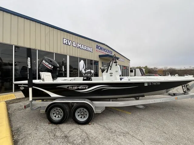 Slide: The Image of Blue Wave 2200 STL 2019 - 6