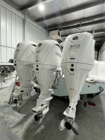 Slide: The Image of Sportsman Open 352 Center Console 2024 - 50