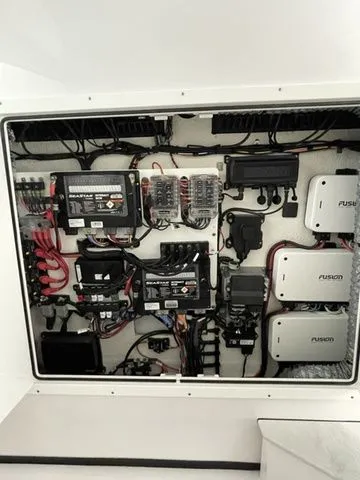 Slide: The Image of Sportsman Open 352 Center Console 2024 - 63