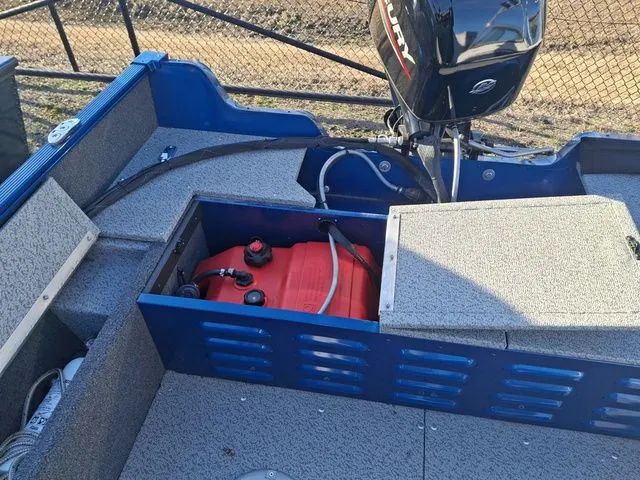 Slide: The Image of Lund 1650 Angler SS 2024 - 8