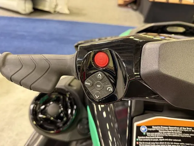 Slide: The Image of Sea-Doo GTI SE 170 2026 - 10