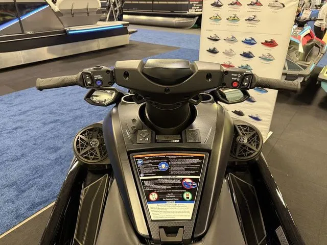 Slide: The Image of Yamaha FX Limited SVHO 2026 - 10