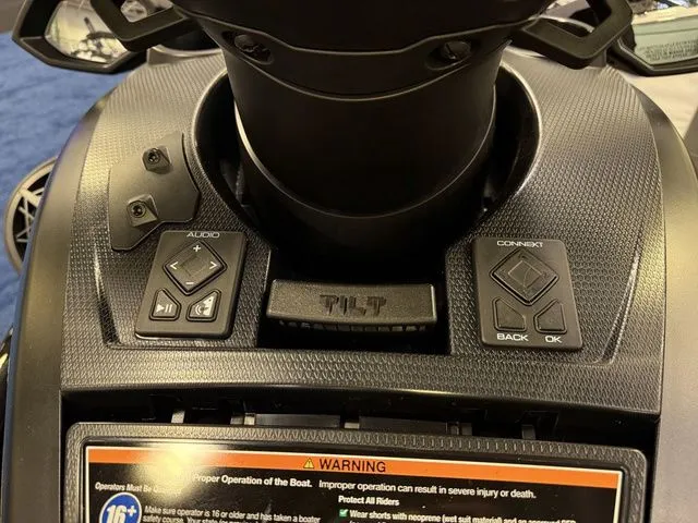 Slide: The Image of Yamaha FX Limited SVHO 2026 - 11