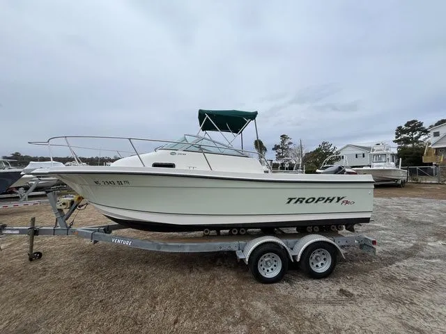 Slide: The Image of Trophy 2002 Walkaround 2005 - 3