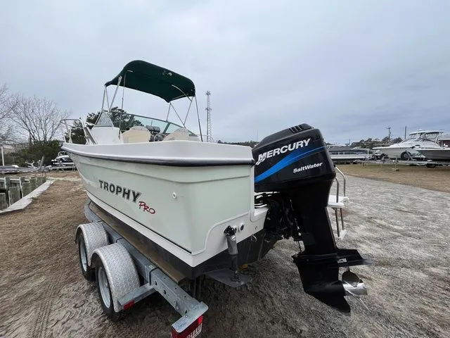 Slide: The Image of Trophy 2002 Walkaround 2005 - 4