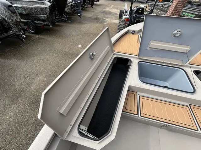 Slide: The Image of Avid 21 FSX 2026 - 24