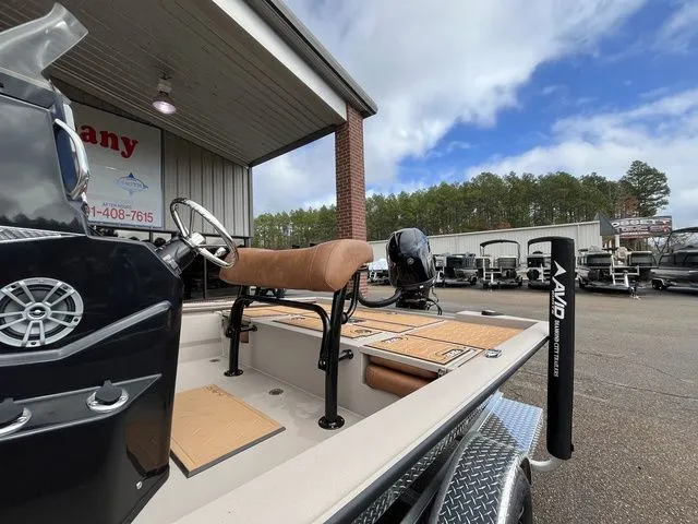 Slide: The Image of Avid 21 FSX 2026 - 7