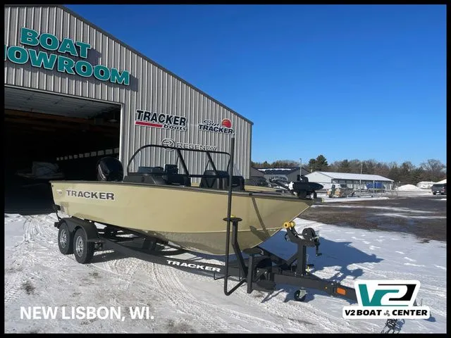 The Image of Tracker Targa™ V-19 Combo 2026 - 1