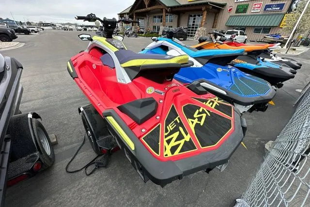 Slide: The Image of 2026 Yamaha WaveRunner JETBLASTER PRO in red and nightshade. - 21