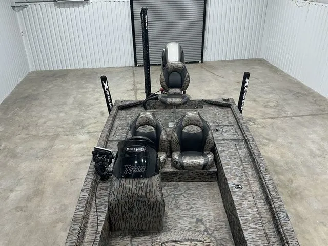 Slide: The Image of Xpress XP180 2022 - 13