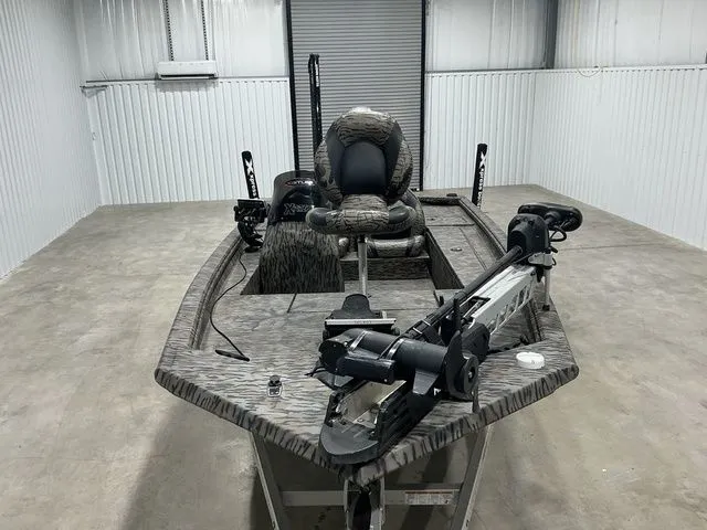 Slide: The Image of Xpress XP180 2022 - 8